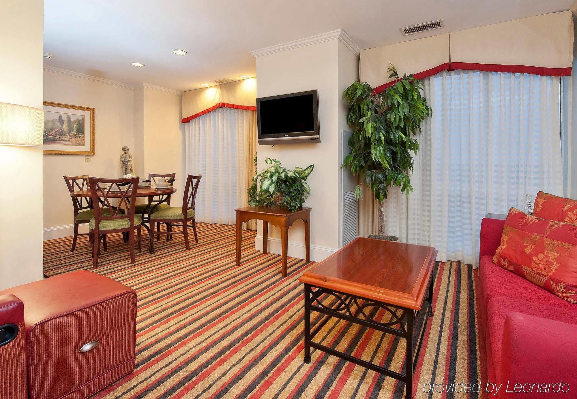 Residence Inn Charlotte Uptown Oda fotoğraf